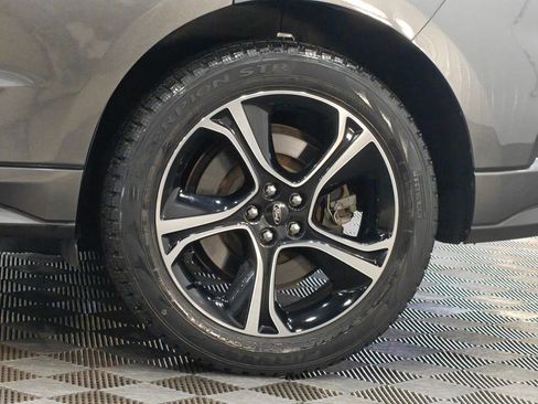 Used 2019 Ford Edge ST w/ Cold Weather Package AWD/4WD image 60