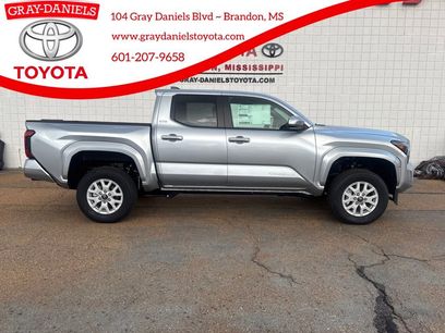 New 2026 Toyota Tacoma SR5