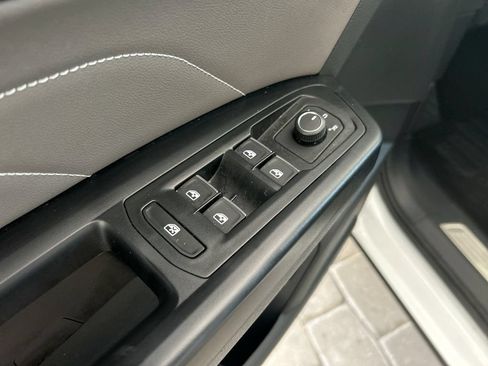 Certified 2021 Volkswagen Atlas SEL R-Line AWD/4WD image 12