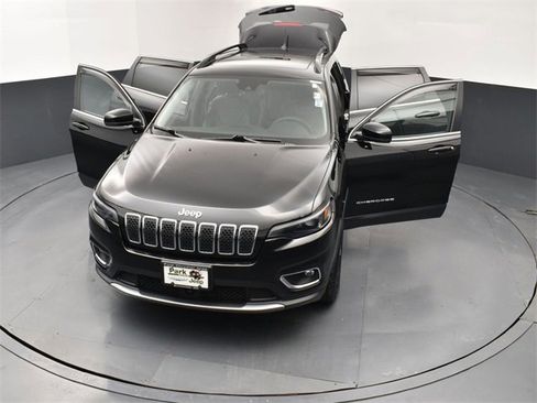 Used 2022 Jeep Cherokee Limited image 26