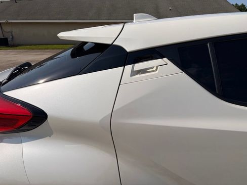 Used 2020 Toyota C-HR LE FWD image 25