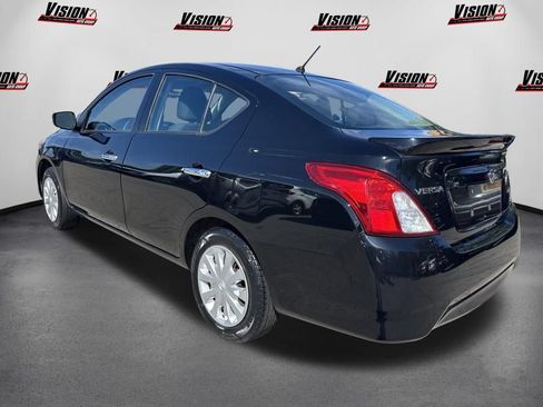 Used 2019 Nissan Versa SV FWD image 7