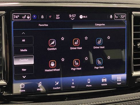 New 2026 Chrysler Pacifica Limited w/ S Appearance Package AWD/4WD image 8