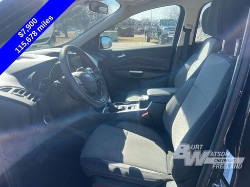 Used 2017 Ford Escape SE w/ Equipment Group 201A image 10