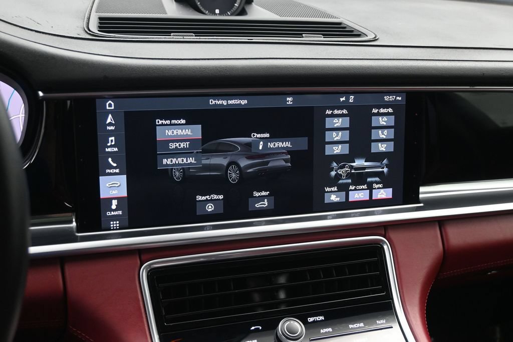 Used 2019 Porsche Panamera image 13