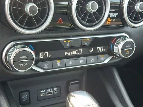 Used 2024 Nissan Sentra SR FWD image 15