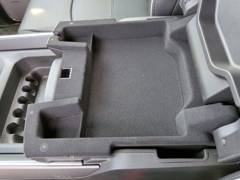 New 2026 RAM 3500 Laramie image 40