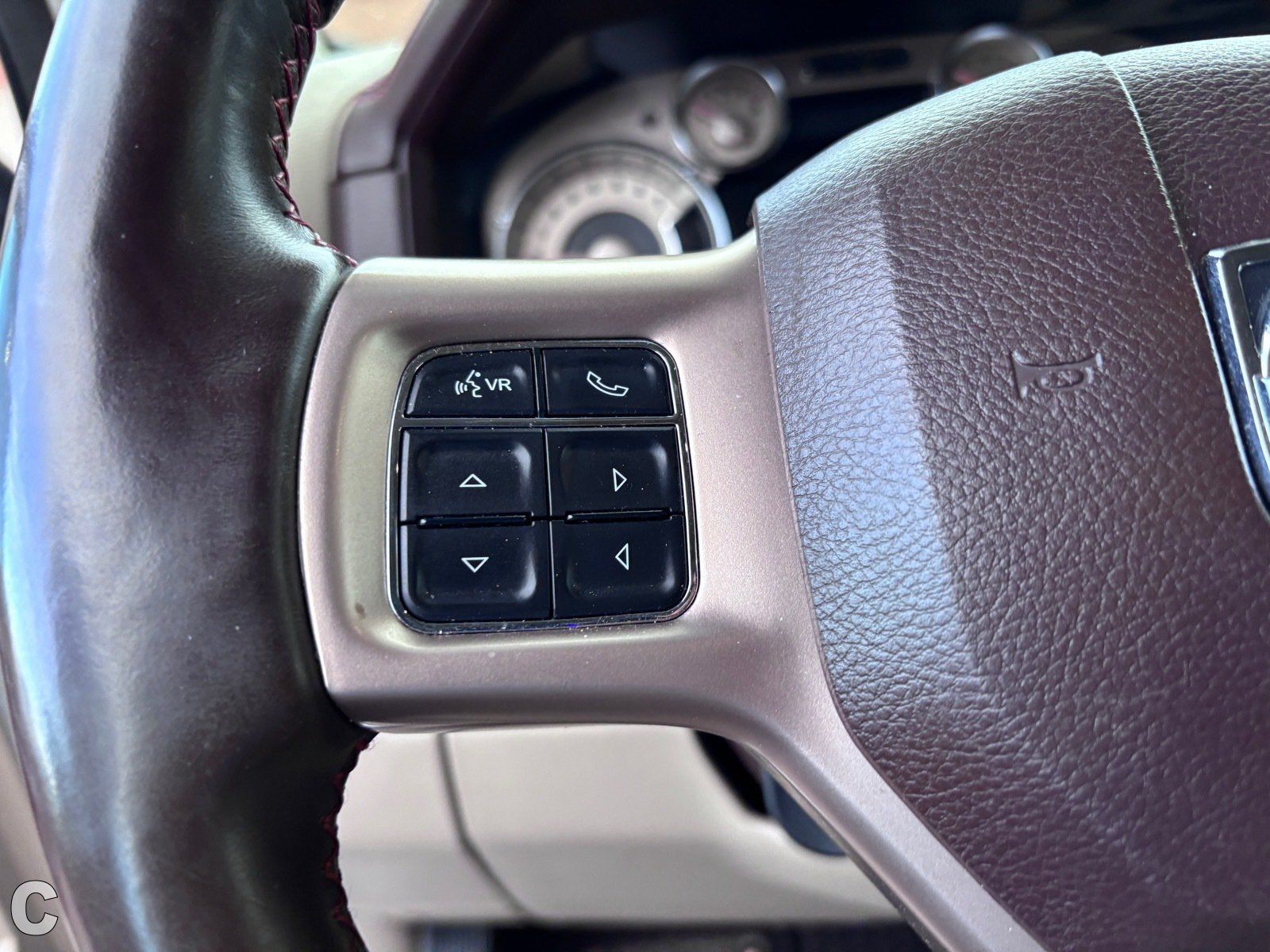 Used 2018 RAM 1500 Laramie Longhorn w/ Longhorn Southfork Package AWD/4WD image 19
