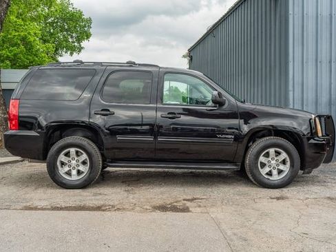 Used 2014 GMC Yukon SLT AWD/4WD image 7