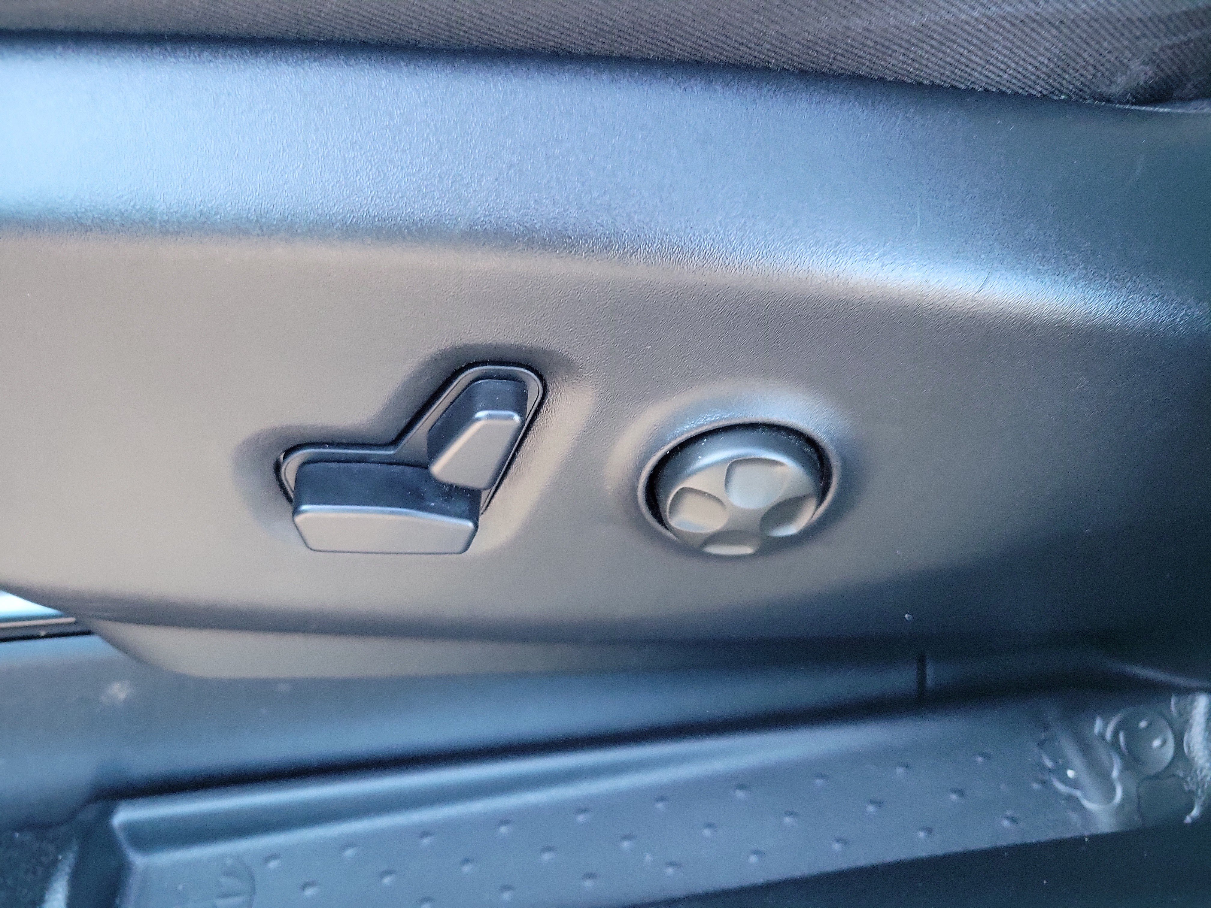 Used 2026 Chrysler Pacifica Select w/ S Appearance Package FWD image 13