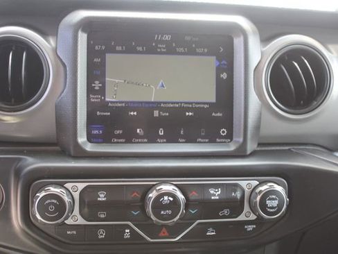 Used 2022 Jeep Wrangler Unlimited Sport AWD/4WD image 14