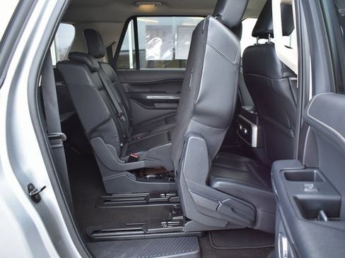 Used 2023 Ford Expedition Max XLT image 50
