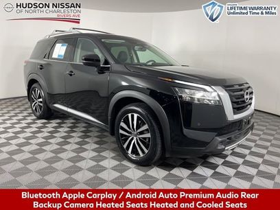 Used 2024 Nissan Pathfinder Platinum w/ Cargo Package
