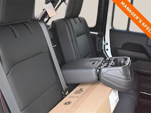 New 2025 Jeep Wrangler Rubicon image 17