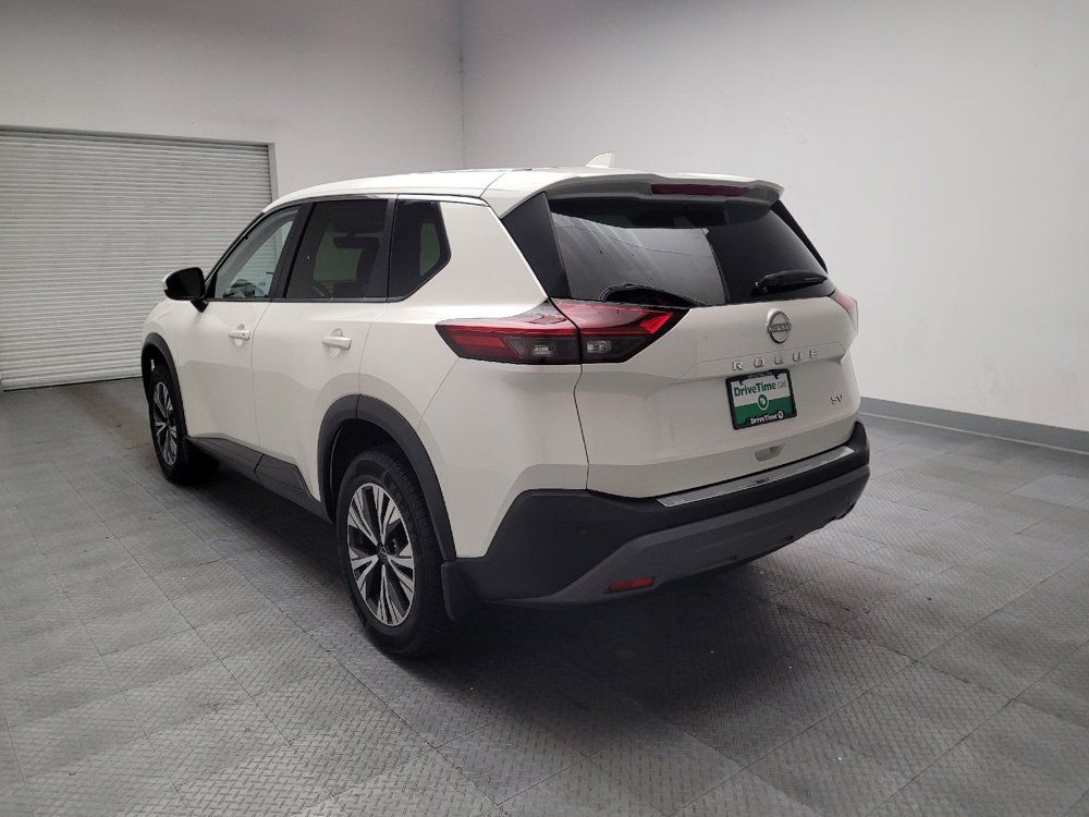 Used 2023 Nissan Rogue SV FWD image 5