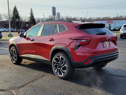 New 2026 Chevrolet Trax RS w/ Sunroof Package image 3