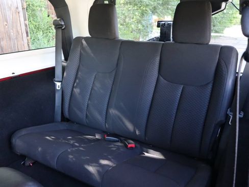 Used 2013 Jeep Wrangler Sport AWD/4WD image 18