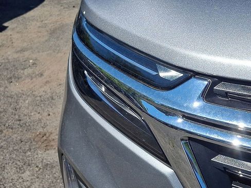 Used 2024 Chevrolet Equinox LT AWD/4WD image 34