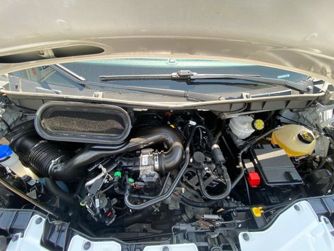 Used 2020 Ford Transit 250 Low Roof AWD image 43