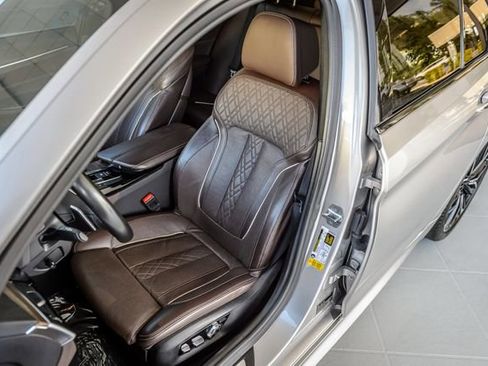 Used 2018 BMW 540i w/ M Sport Package RWD image 41