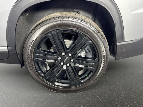 New 2026 GMC Acadia Elevation w/ Black Edition FWD image 32