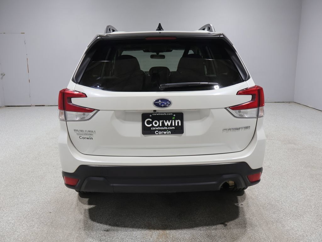 Used 2024 Subaru Forester Premium AWD/4WD image 3