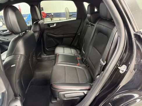 Certified 2024 Ford Escape ST-Line w/ Tech Pack #1 AWD/4WD image 12