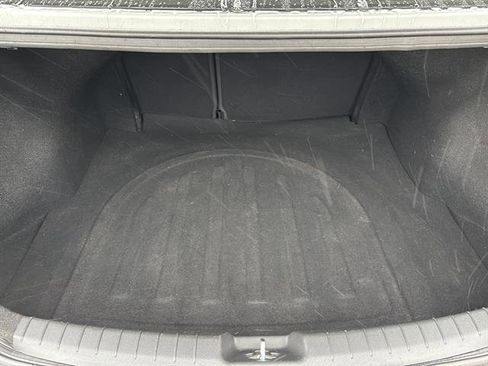 Used 2018 Hyundai Elantra SE w/ SE Connectivity Package 04 image 18