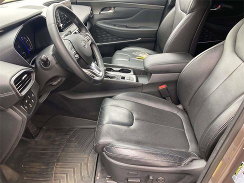 Used 2020 Hyundai Santa Fe Limited image 12