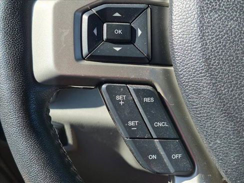 Used 2020 Ford F150 Lariat AWD/4WD image 9