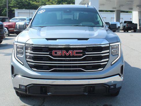 Used 2024 GMC Sierra 1500 SLT w/ SLT Premium Plus Package AWD/4WD image 2