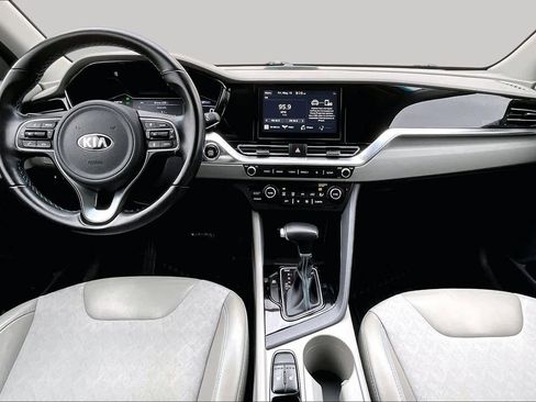 Used 2020 Kia Niro EX FWD image 16