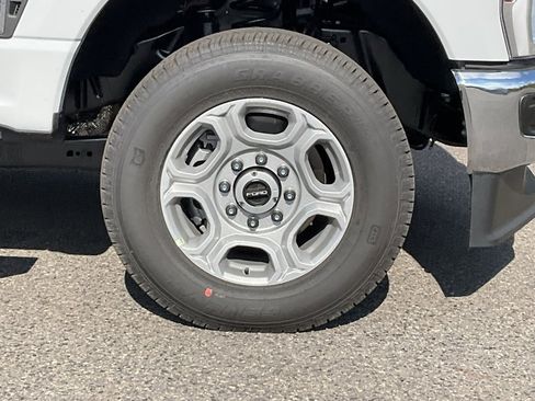 New 2026 Ford F250 XLT w/ 360-Degree Camera Package image 21