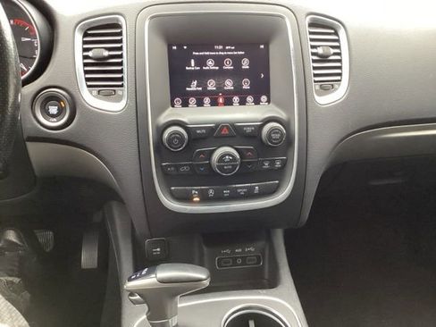 Used 2020 Dodge Durango SXT image 21