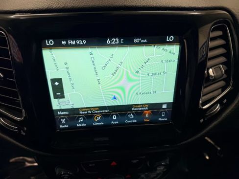 Used 2018 Jeep Compass Limited w/ Navigation Group AWD/4WD image 49