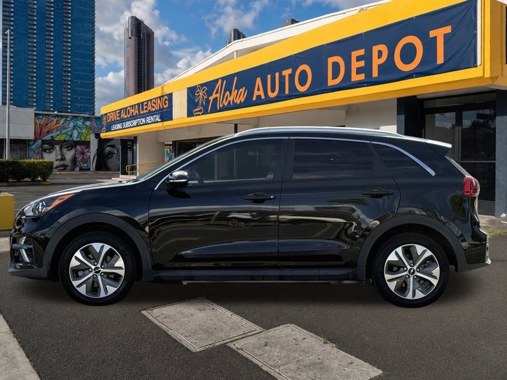 Used 2022 Kia Niro EX FWD image 2