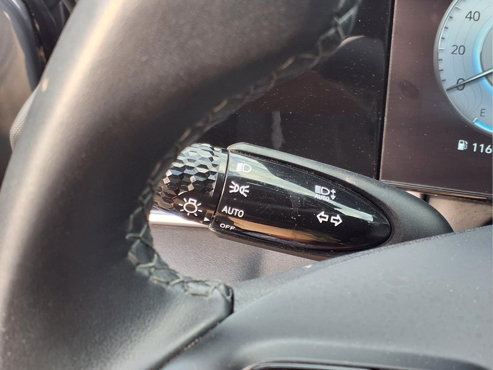Used 2025 Hyundai Elantra SEL FWD image 20