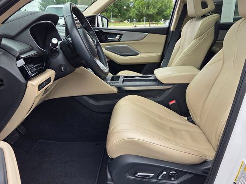 Used 2025 Acura MDX FWD w/ Technology Package image 3