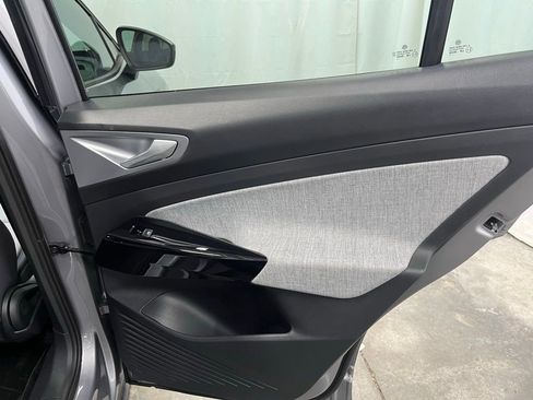 Used 2023 Volkswagen ID.4 Pro image 24