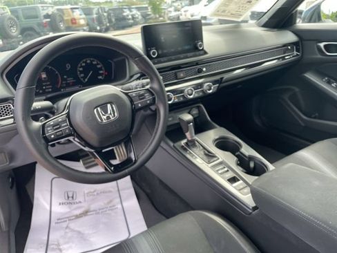 Certified 2025 Honda Civic Sport image 18
