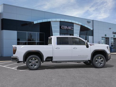 New 2026 GMC Sierra 2500 SLT w/ Max Trailering Package image 5