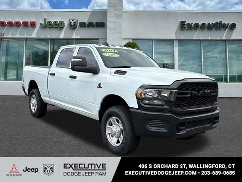 Used 2024 RAM 3500 Tradesman AWD/4WD image 5