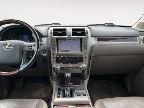 Used 2018 Lexus GX 460 Premium w/ Premium Package image 11