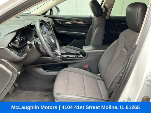 Used 2022 Buick Envision Preferred FWD image 2