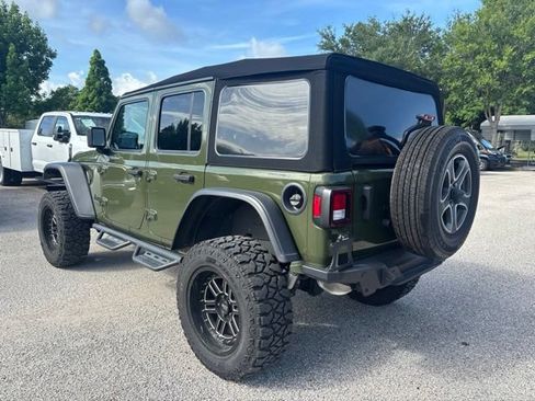 Used 2021 Jeep Wrangler Unlimited Sport AWD/4WD image 7