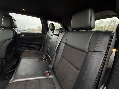 Used 2019 Jeep Grand Cherokee Altitude image 27