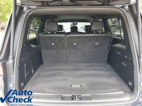 Used 2024 Jeep Wagoneer L Series II w/ Flexible Seating Group AWD/4WD image 9