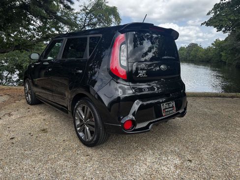 Used 2016 Kia Soul + w/ Tarmac Special Edition FWD image 8