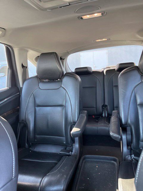 Used 2019 Acura MDX w/ Tech & Entertainment Pkg AWD/4WD image 5