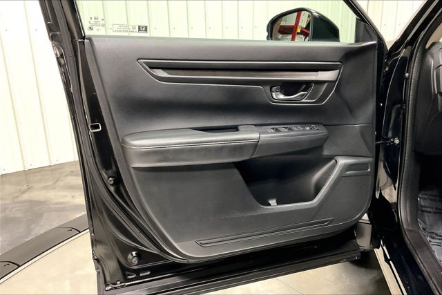 Used 2025 Honda CR-V LX image 23